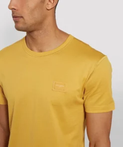 Dolce & Gabbana Cotton Logo Plaque T-Shirt A0416-CREAM Logo T-Shirts -Dolce & Gabbana online Store dolce gabbana cotton logo plaque t shirt 15354533 26789944 1000