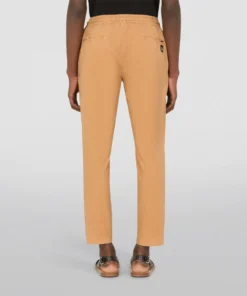 Dolce & Gabbana Cropped Sweatpants M0528-BEIGE 9 9 Dolce & Gabbana Cropped Sweatpants M0528-BEIGE 9 -Dolce & Gabbana online Store dolce gabbana cropped sweatpants 16787600 33076718 1000