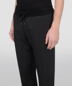 Dolce & Gabbana GYMOATFJ7C11-JOGGING PANTS N0000-BLACK Sweatpants -Dolce & Gabbana online Store dolce gabbana gymoatfj7c11 jogging pants 15981660 29569921 1000