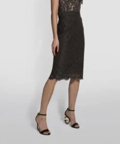 Dolce & Gabbana Lace-Trim Midi Skirt N0000-BLACK Midi Skirts 8 Dolce & Gabbana Lace-Trim Midi Skirt N0000-BLACK Midi Skirts -Dolce & Gabbana online Store dolce gabbana lace trim midi skirt 15035559 25481372 1000