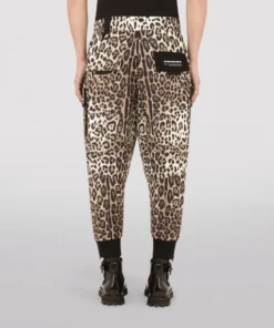 Dolce & Gabbana Leopard Print Sweatpants HA93M-LEO 9 Dolce & Gabbana Leopard Print Sweatpants HA93M-LEO -Dolce & Gabbana online Store dolce gabbana leopard print sweatpants 17298024 35370429 1000